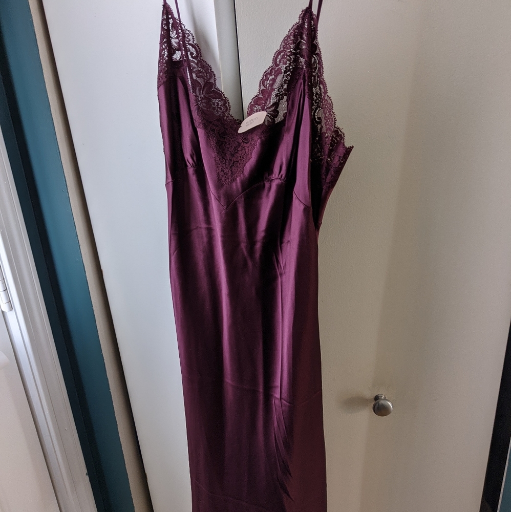 Victoria's Secret Slip